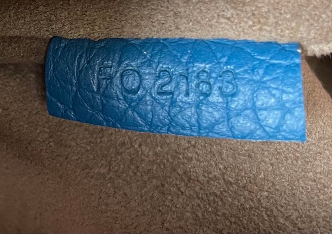 Louis Vuitton PDV トリヨンレザー ブリーフケース ブルー