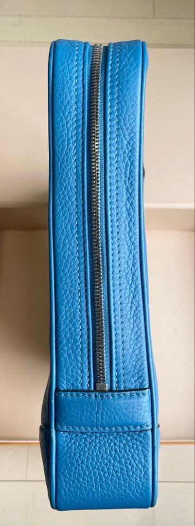 Louis Vuitton PDV トリヨンレザー ブリーフケース ブルー