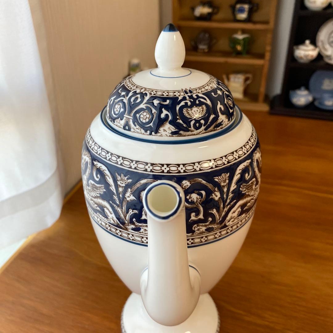 ウェッジウッド　フロレンティーン　コバルトブルー　ティーポットＬ