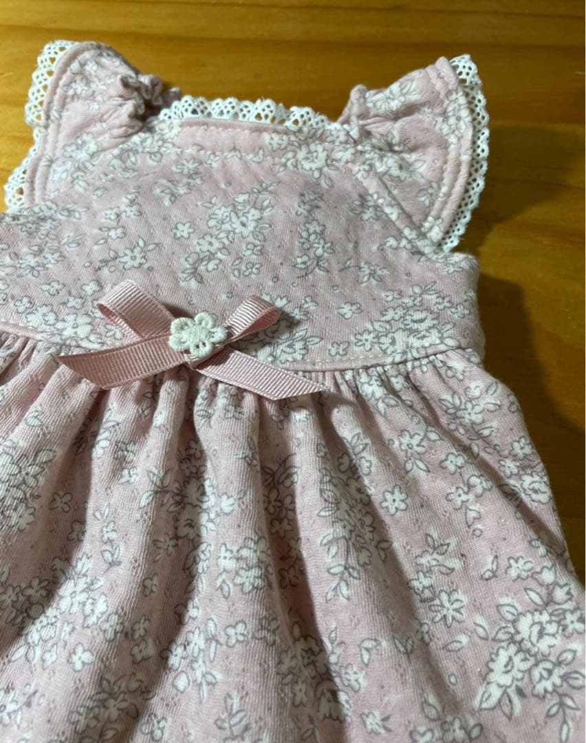 ハンドメイド犬服　花柄接結ニットのヒラヒラお袖キャミワンピ