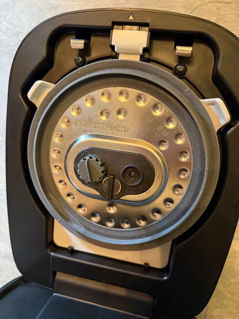 TOSHIBA 圧力IH 炊飯器 RC-6PXR