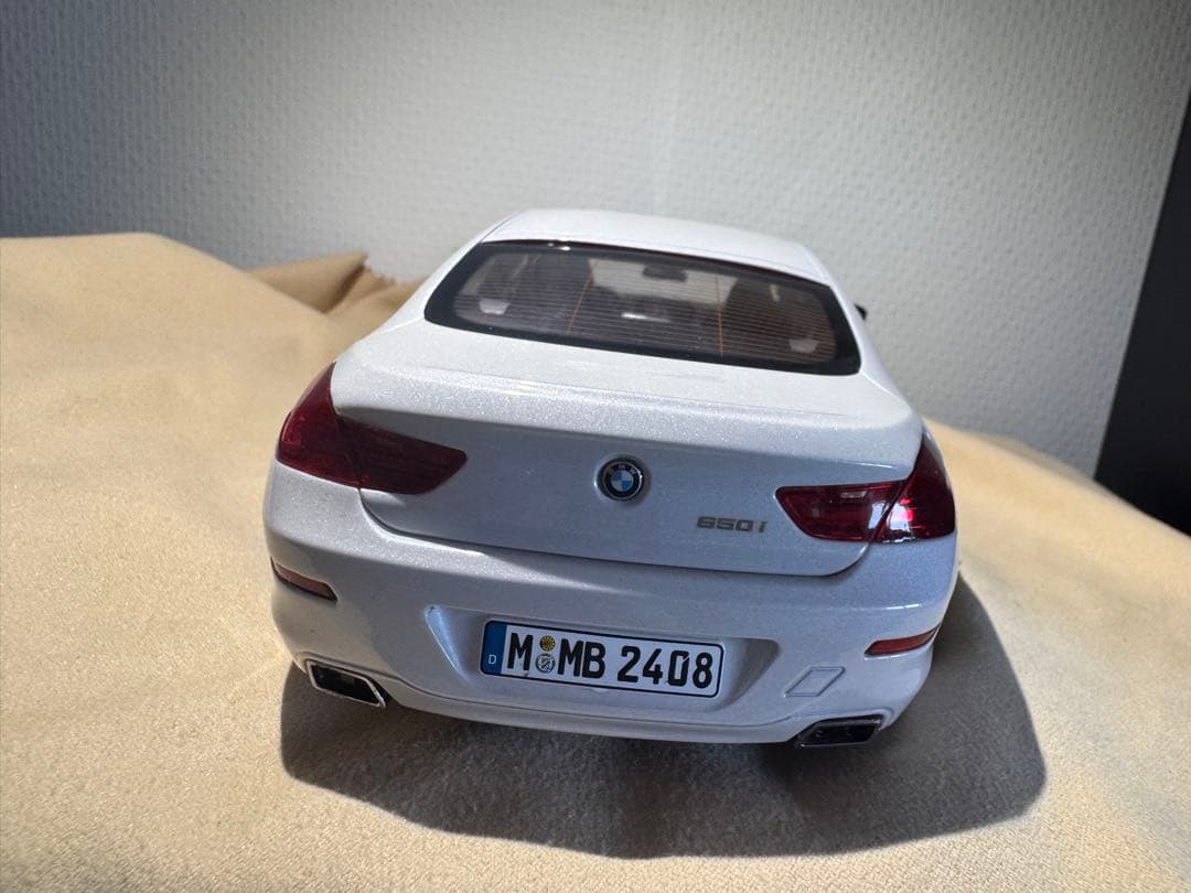 BMW 650i ミニカー ホワイト