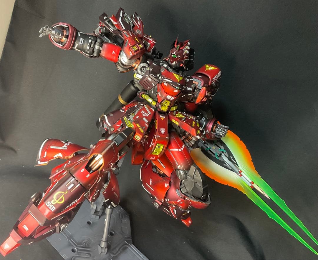 ラ・ターシュ 　MG サザビーVer.Ka 徹底監修　塗装　完成品