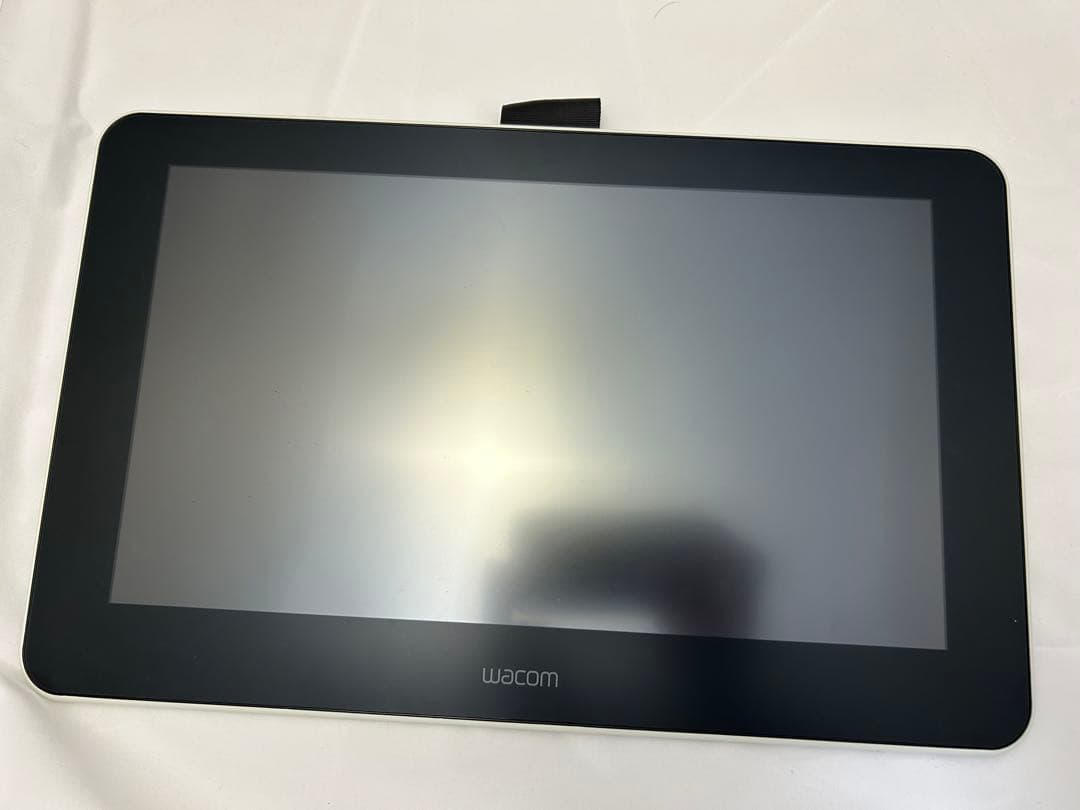 ワコム13.3インチ 液タブOne DTC133W1D