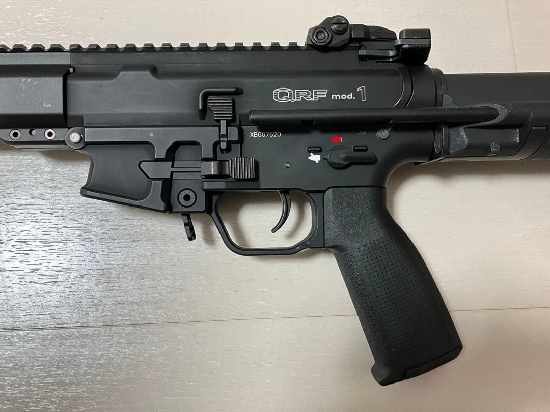 電動ガン エアガン　KSC QRF mod.1 サブマシンガン