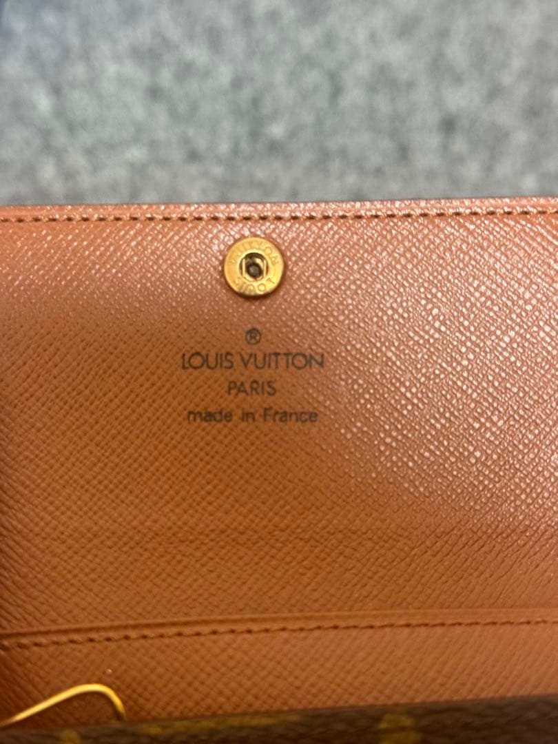 LOUIS VUITTONキーケース