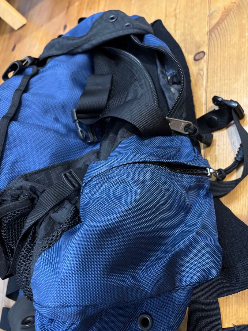 Oakley ネイビー バックパック