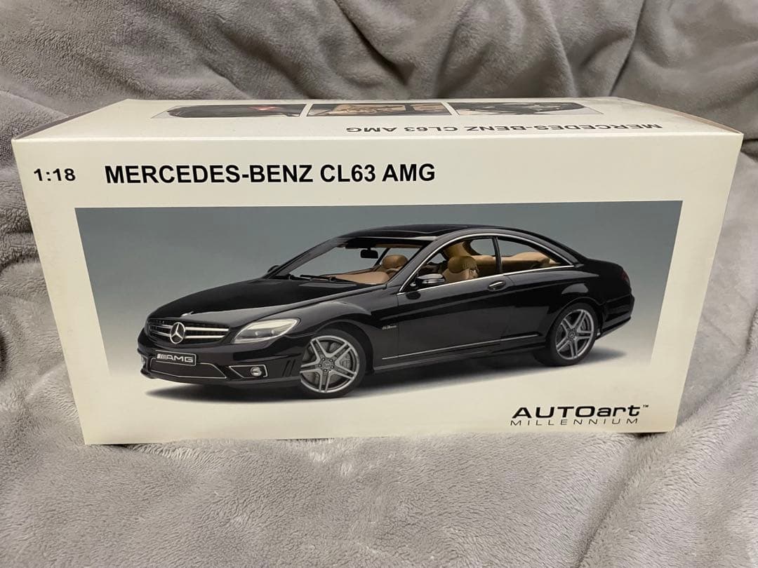 激レア　新車　AUTOart メルセデス・ベンツ CL63 AMG 1:18