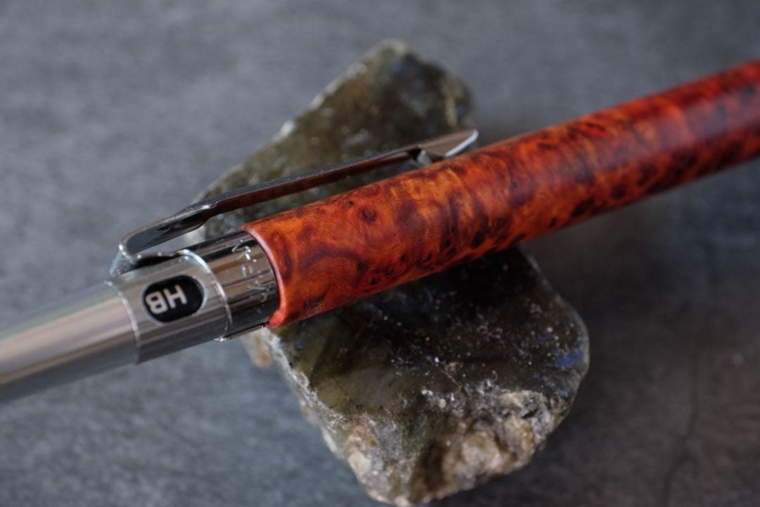 PG5木軸カスタム0167　高村杢工房 製図用シャープペンシル　花梨瘤極上の紅白