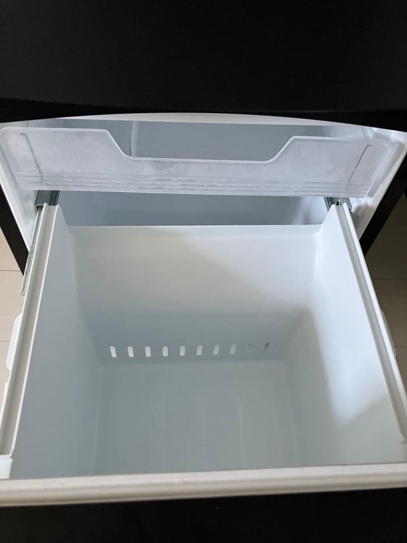 使用8か月美品 TOSHIBA 東芝 冷蔵庫 GR-W15BS 2024年製