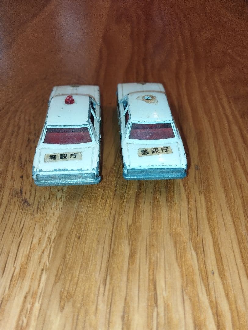 希少　黒箱　当時物 トミカ 4 クラウン パトロールカー