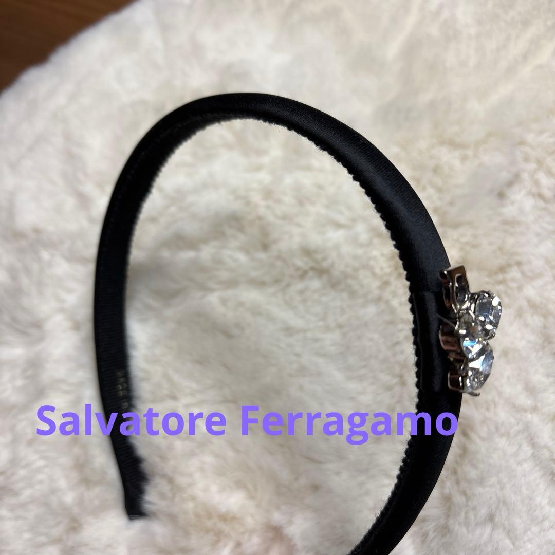 【Salvatore Ferragamo】 カチューシャ　クリスタル