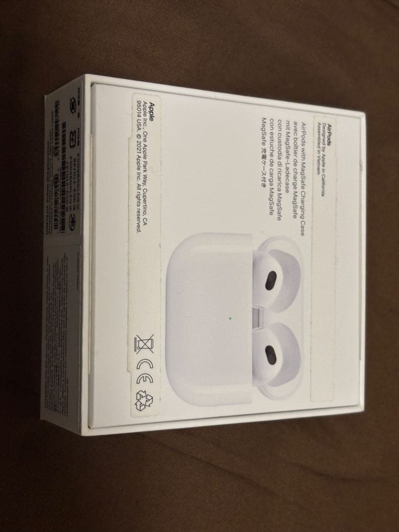 Apple AirPods 第3世代本体 充電ケース付き ホワイト