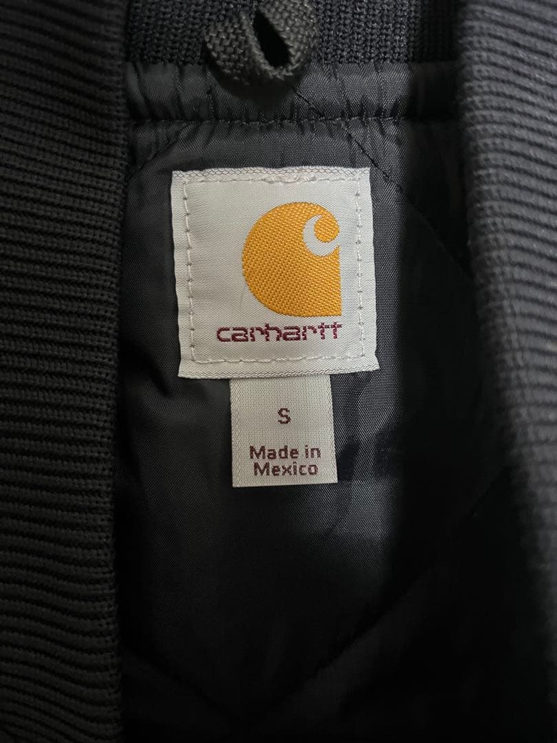 Carhartt ブラック ジップアップベスト