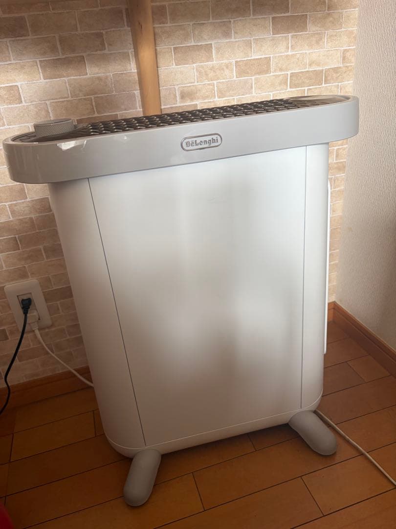 最新 デロンギ マルチダイナミックヒーター ソラーレ IDH15-WB