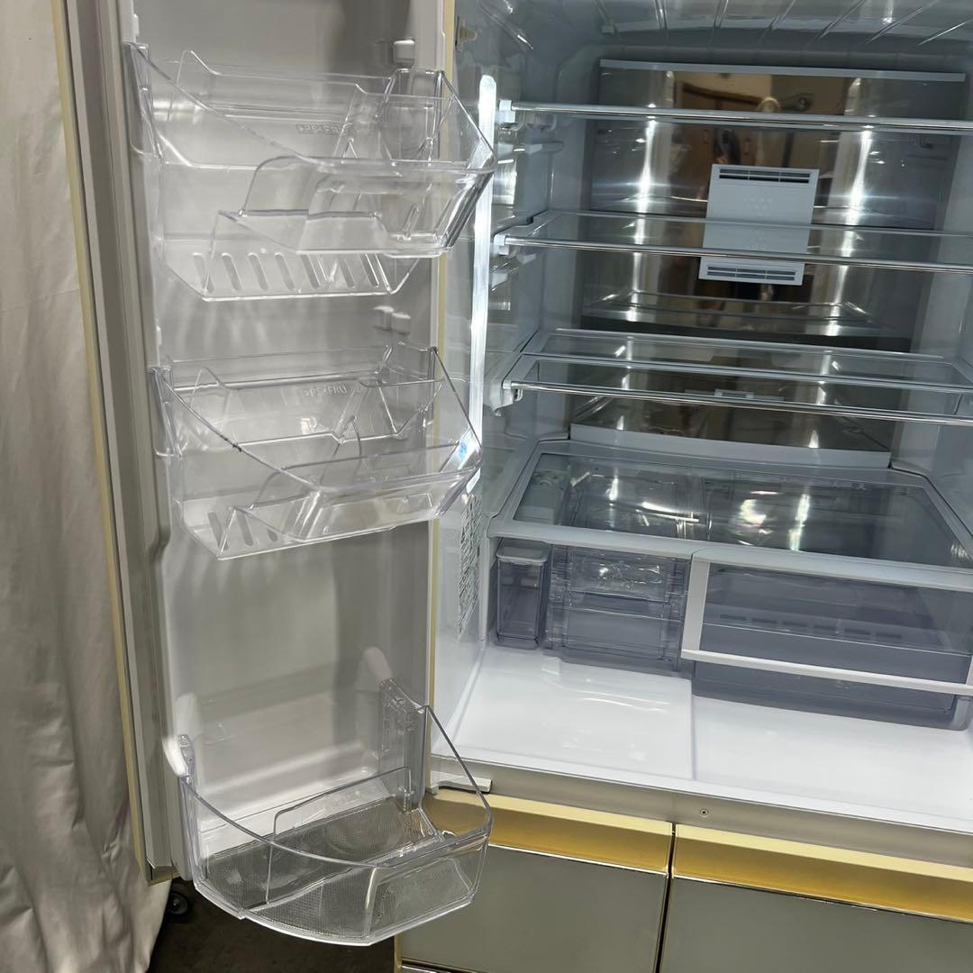 ★878　冷蔵庫　シャープ　大型　500ℓ級　大容量　白　安い　中古　設置無料