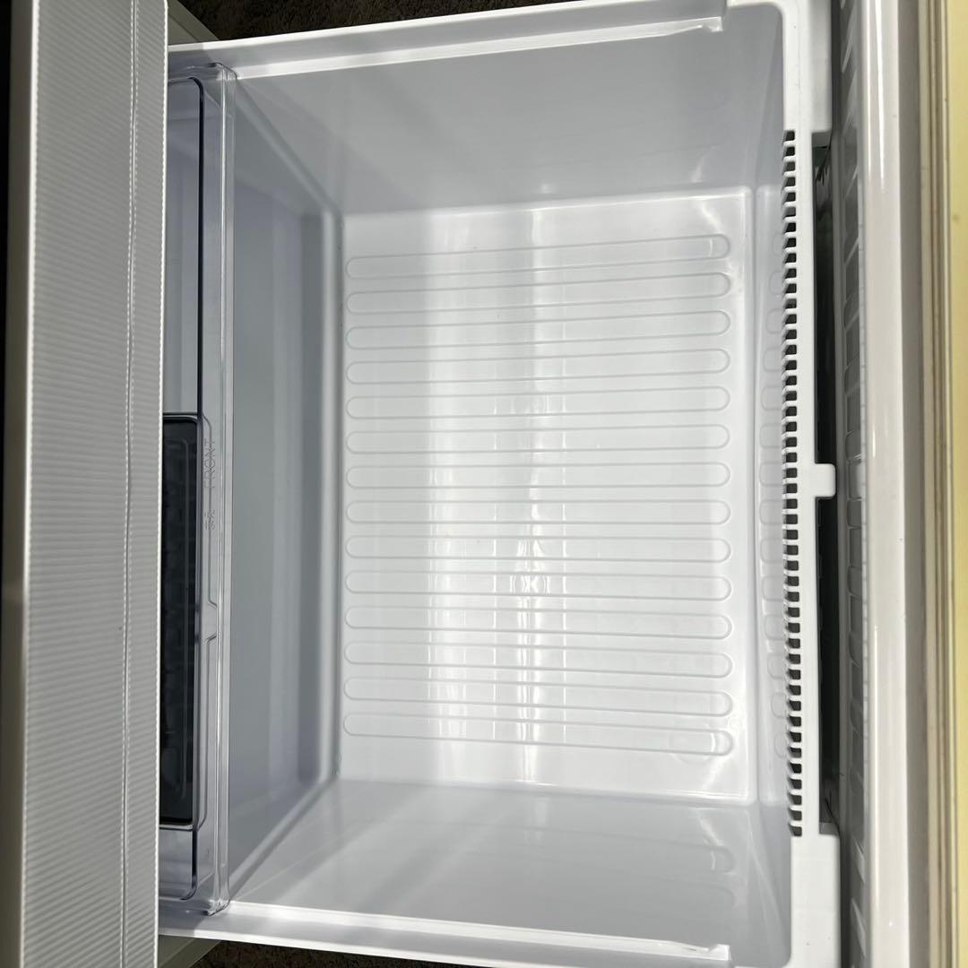 ★878　冷蔵庫　シャープ　大型　500ℓ級　大容量　白　安い　中古　設置無料