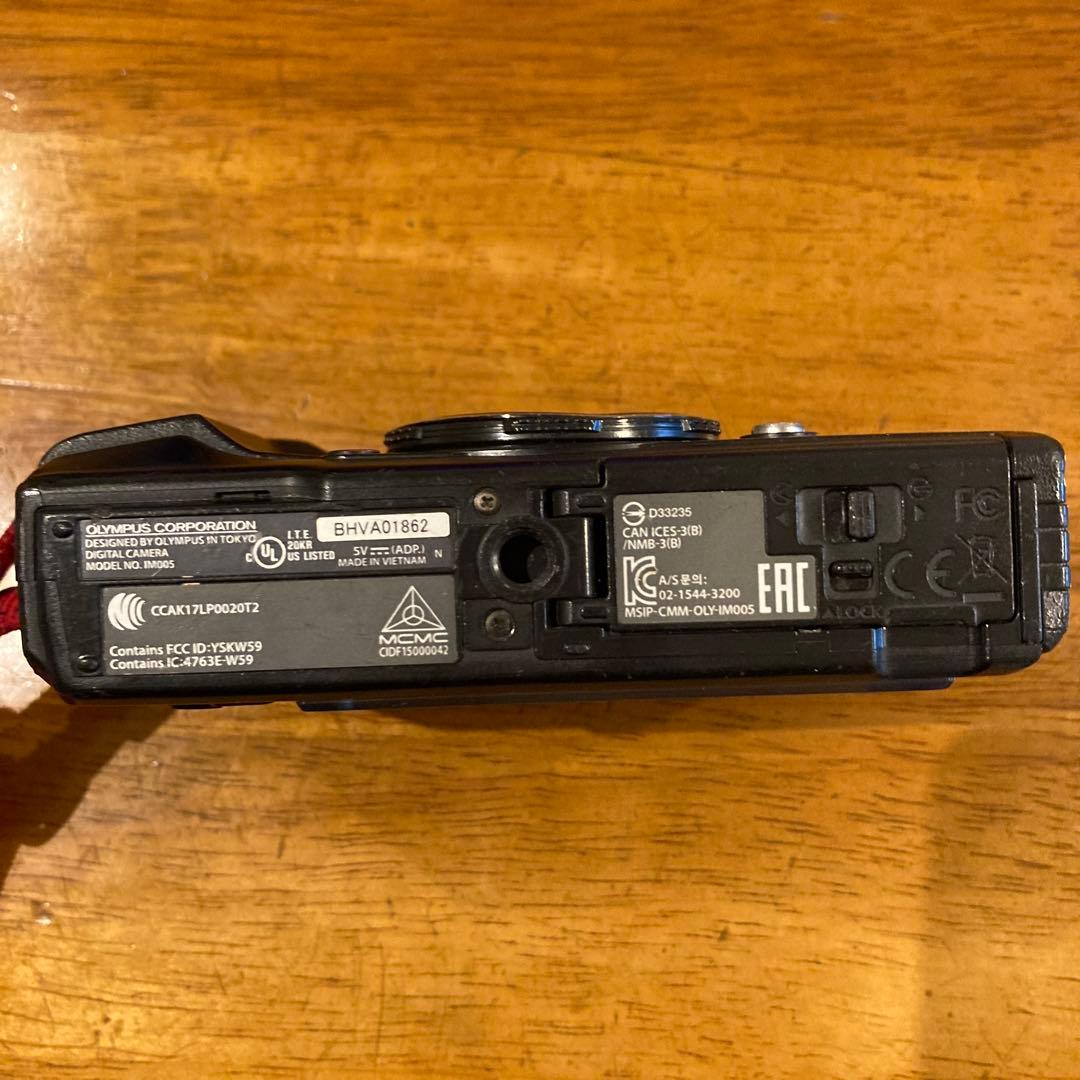 ジャンク品 Olympus TG-5 デジタルカメラ