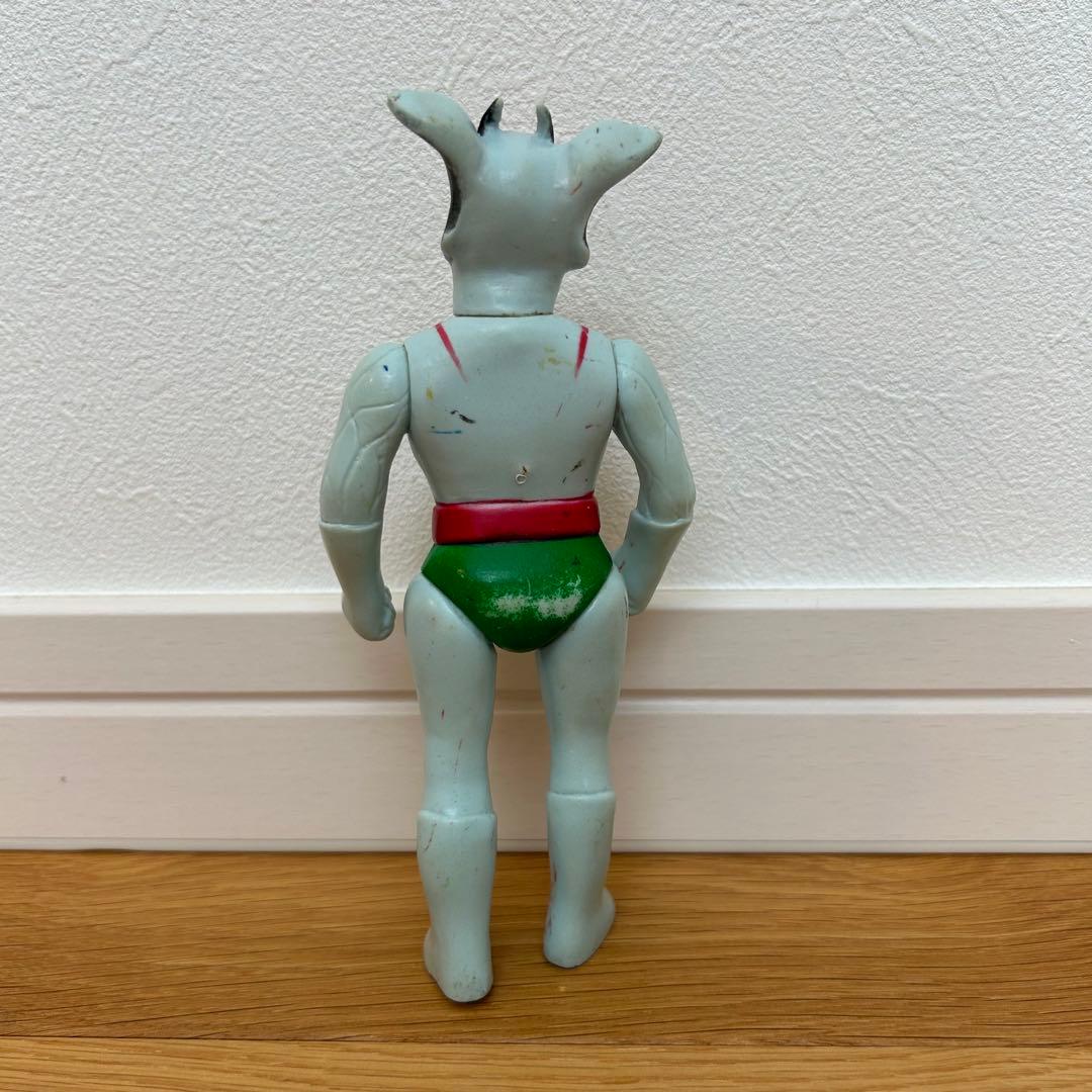 【チャン・ドンス 】