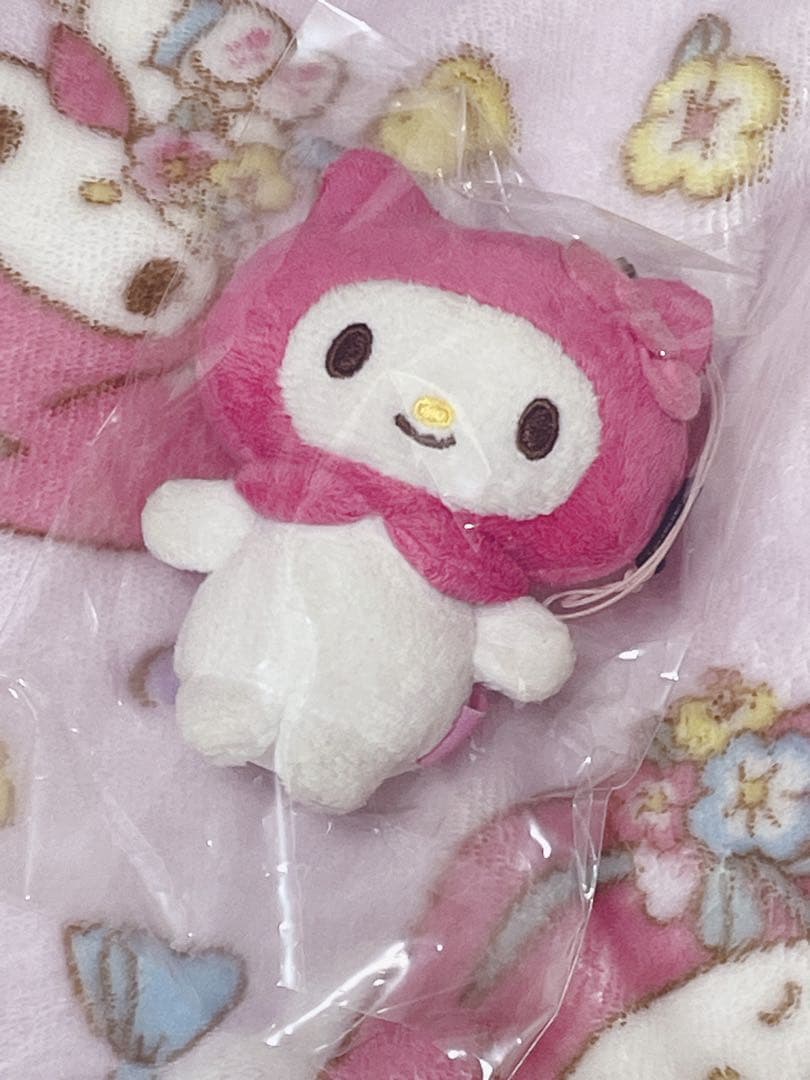 マイメロディ　キティちゃん　着ぐるみ　マスコット　ぬいぐるみ