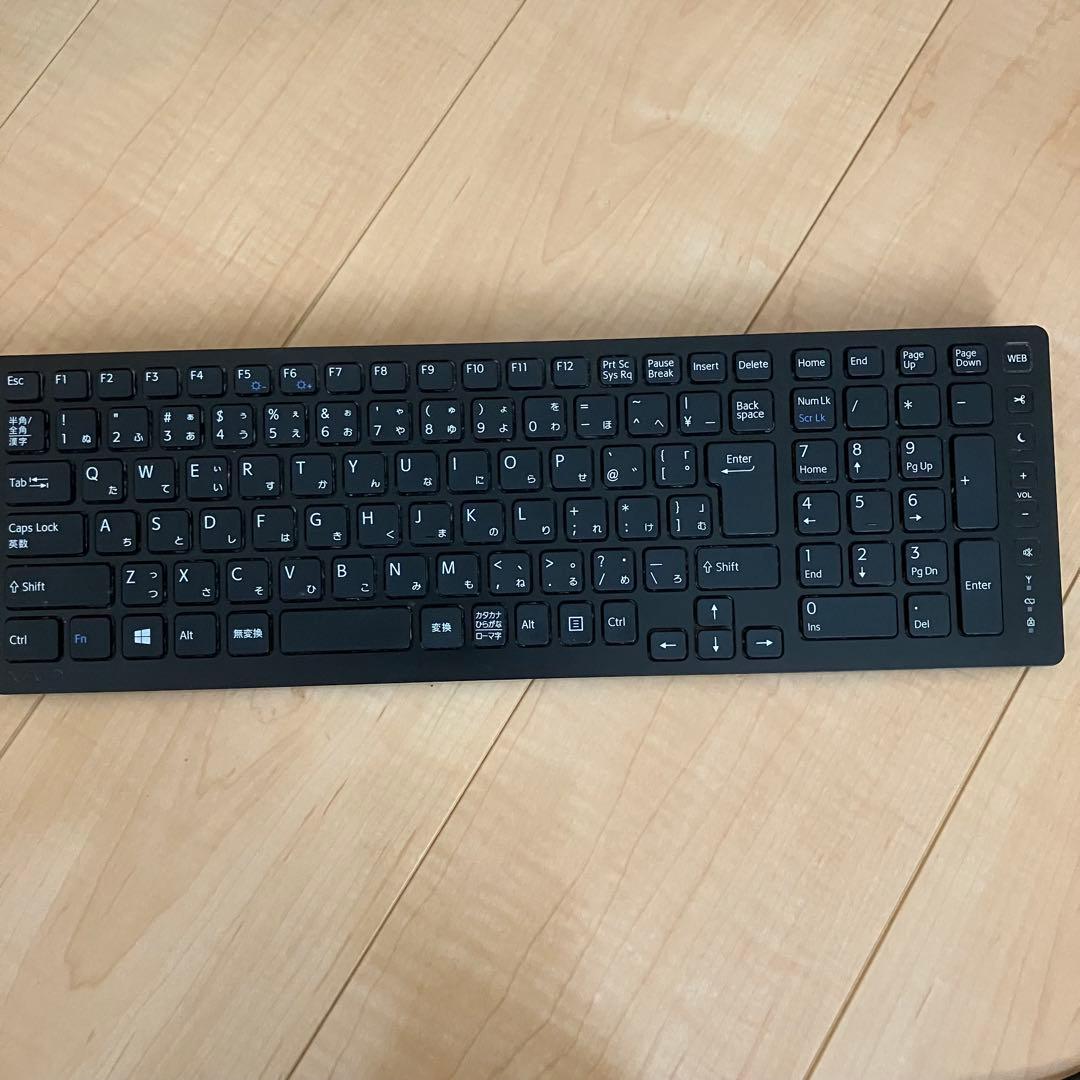 ジャンク SONY VAIO TAP 21 SVT212A14N 部品取り用