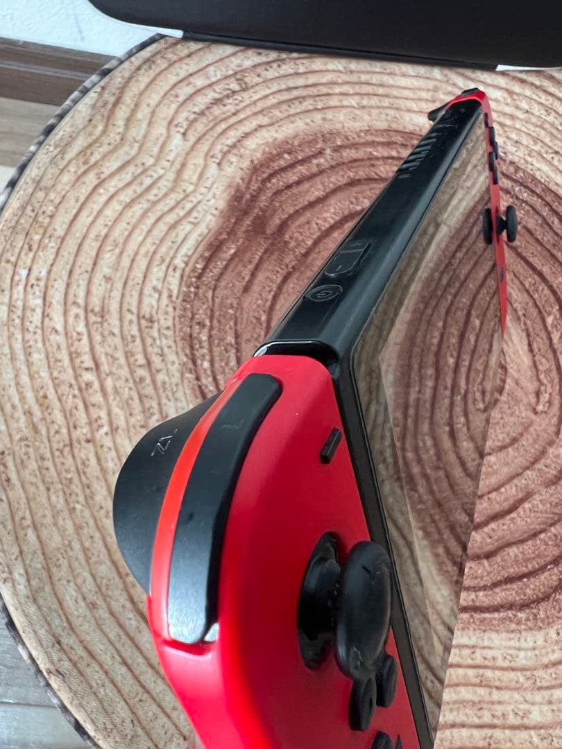 Nintendo Switch ニンテンドースイッチ本体　RED 箱無し　海外版