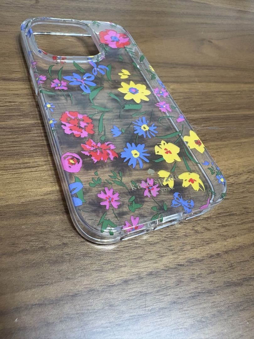 ☆限定品☆ KATE SPADE iPhone14Proケース クリームマルチ