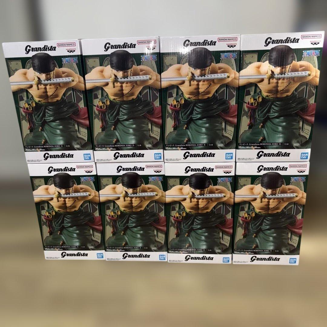 【未開封】【送料無料】【８個】ワンピース ロロノア・ゾロ フィギュア