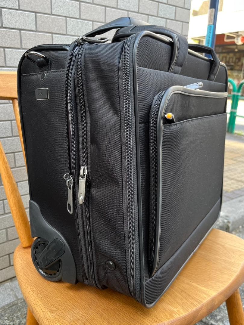 ☆ace. キャリーケース　ビジネスバッグ　機内持ち込みサイズ　2-3泊