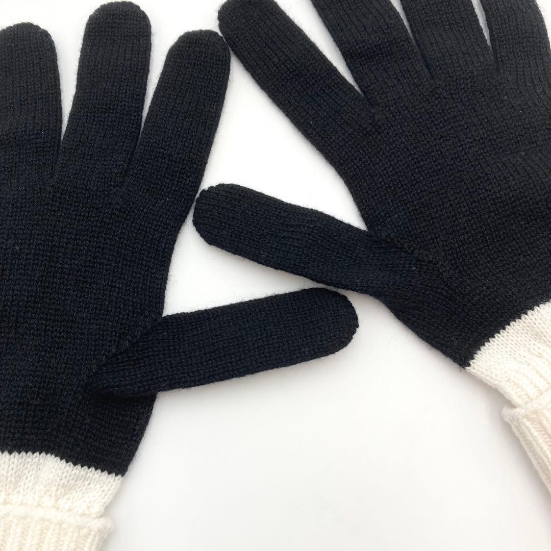 ずーきー✨ BURBERRY ロゴインターシャ 手袋 M/L 黒×白