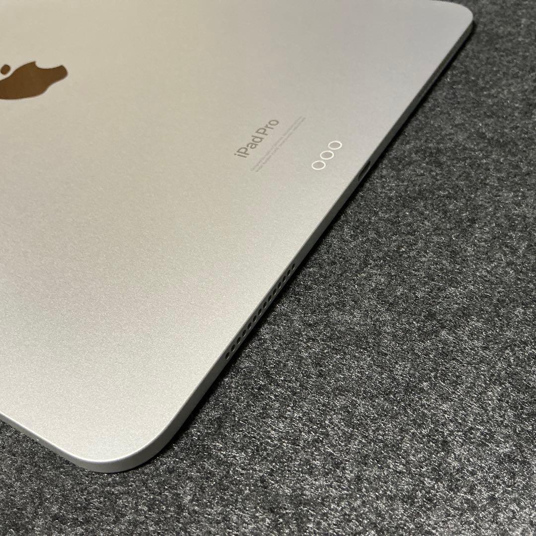 M4 iPad Pro 13インチ 512GB Wi-Fi シルバー