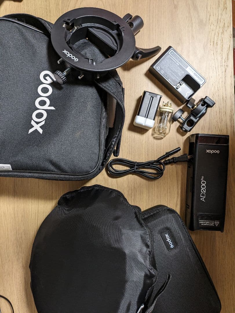 Godox FLASH フラッシュ　AD200 PRO + アクセサリ