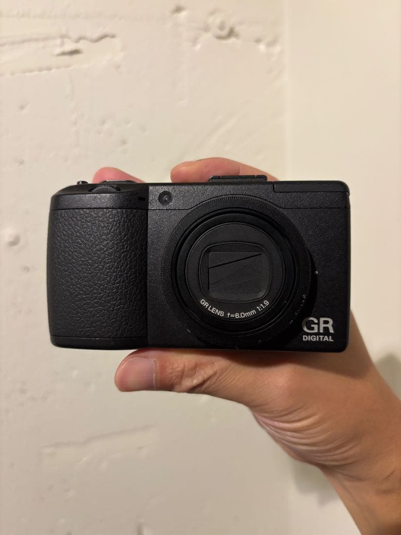 美品RICOH GR DIGITAL iii コンパクトデジタルカメラ