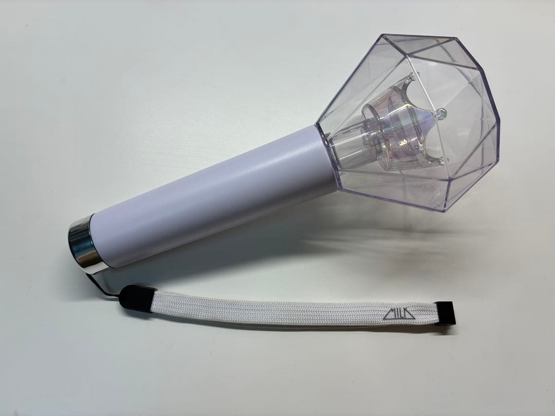 M!LK ミルクラスタル2ペンライト