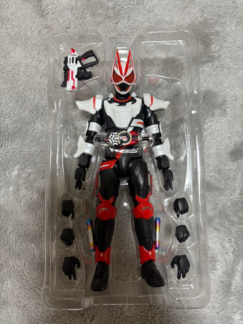 T*a様 S.H.Figuarts 仮面ライダーギーツ マグナムブーストフォーム