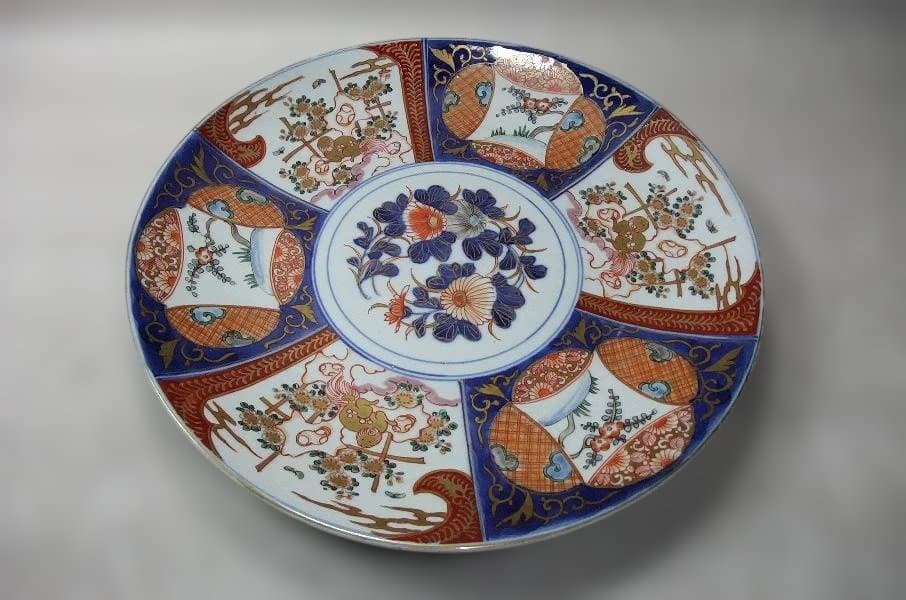 伊万里 染付 色絵 窓絵 盛り上 花づくし (明治期) 大皿 37cm 骨董