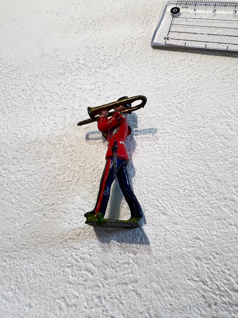 ミニチュアのフィギュア　5パーツ 音楽隊　イギリス兵隊