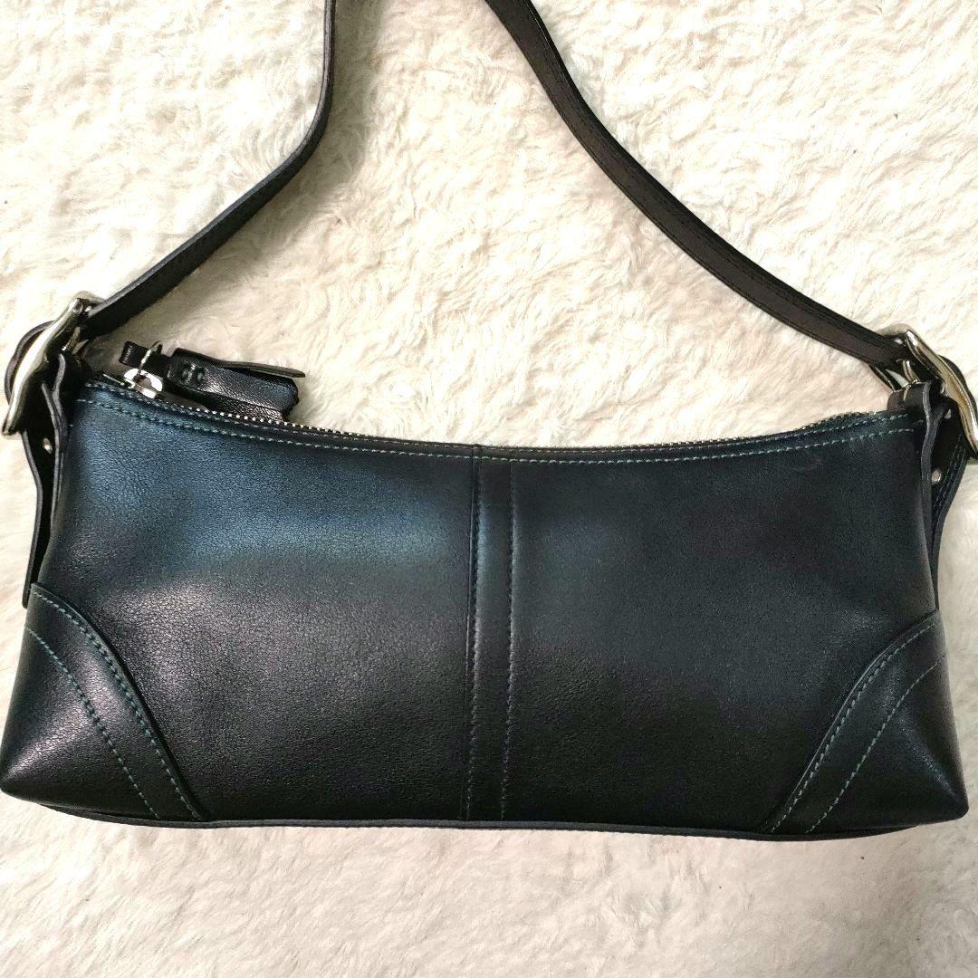 【美品】コーチ ワンショルダー アクセサリーポーチ 本革 タッセル ブラック