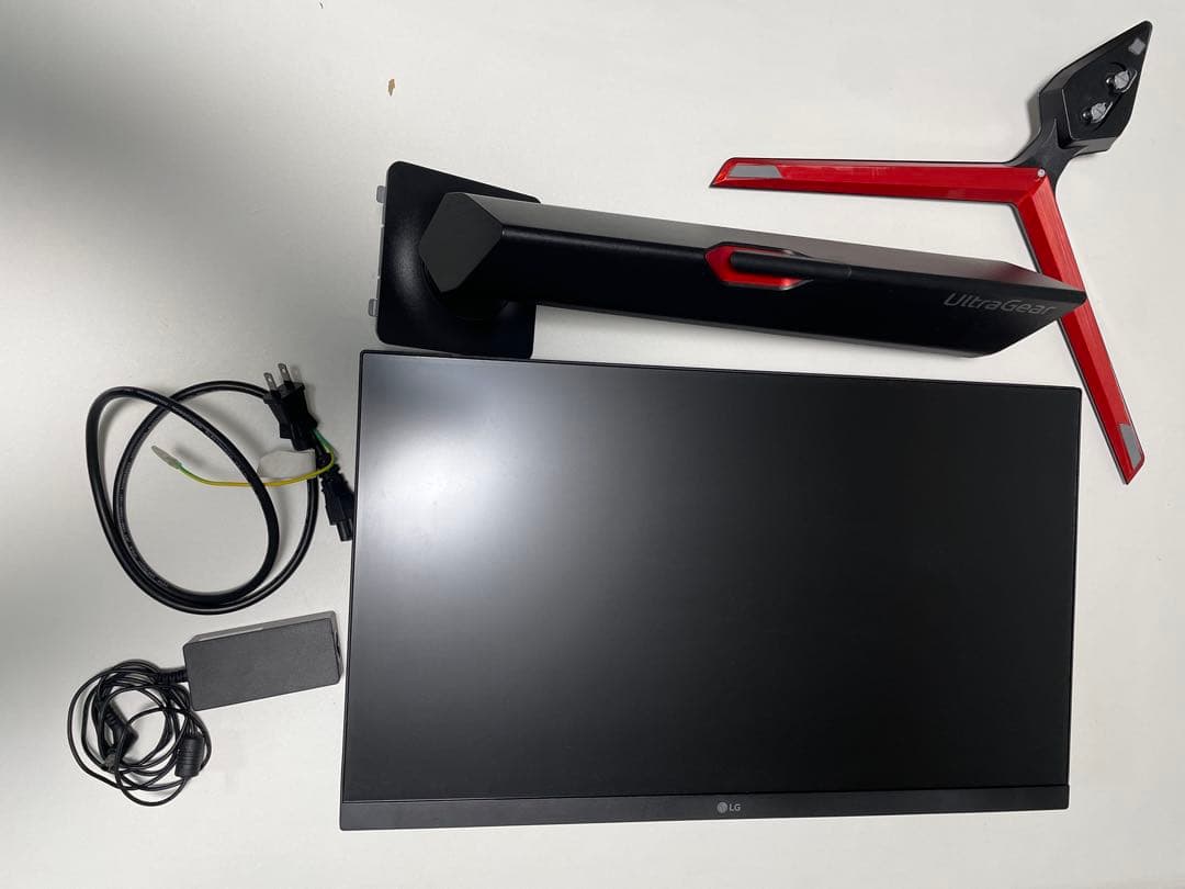 【LG UltraGear】ゲーミングモニター 23.8型