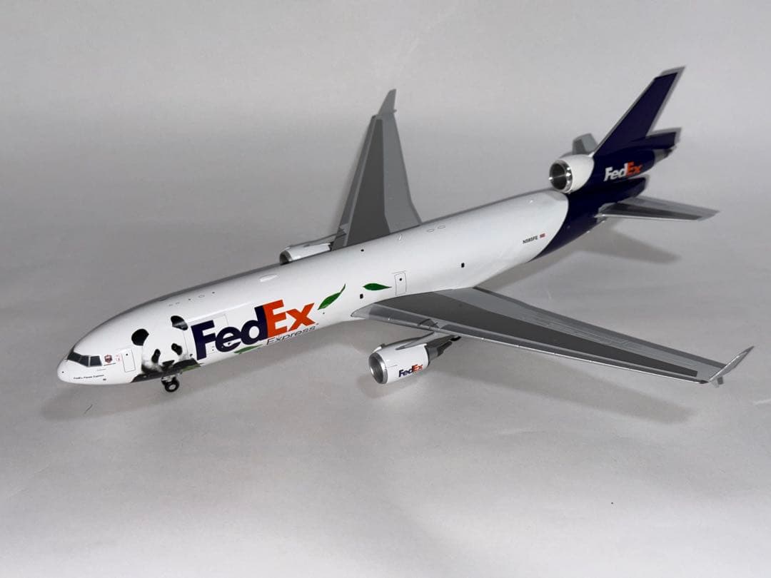 FedEx フェデックス MD-11 1/200