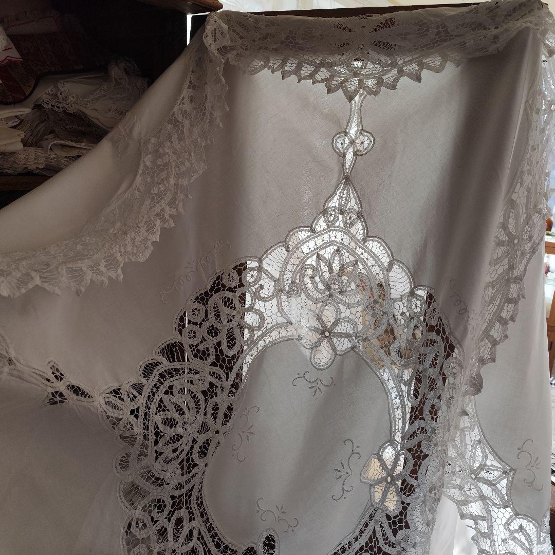 ヴィンテージバテンレース　白糸　円形クロス