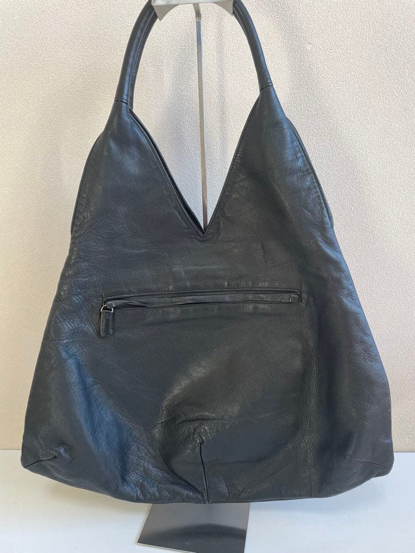 シビラ　ブラックレザーショルダーバッグ sybilla