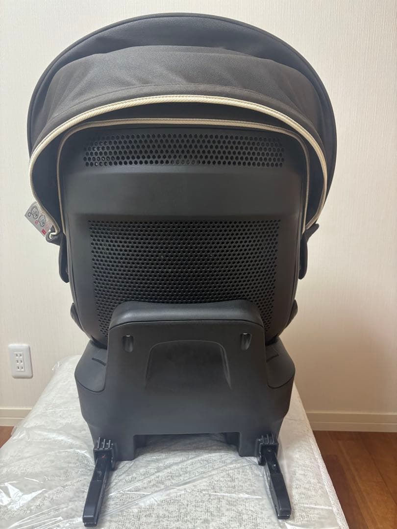 AILEBEBE KURUTTO4i チャイルドシート エールベベ