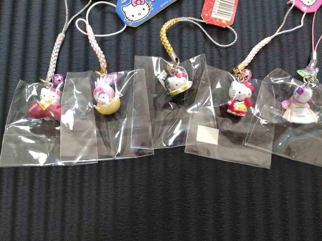 ハローキティストラップ 50個セット(おまけ①おまけ②付き)