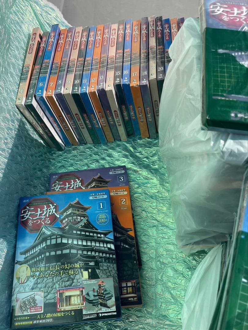 【生活動物】ディアゴスティーニ　安土城をつくる 1/80スケール全巻セット