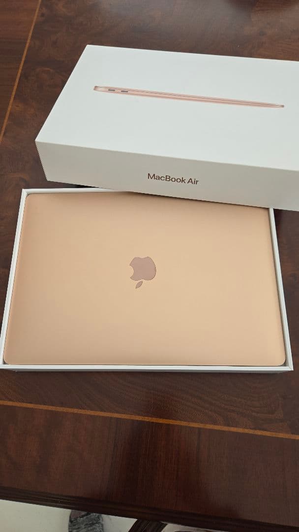 MacbookAir13（M1,2020後期,1TB SSD,16Gメモリ）