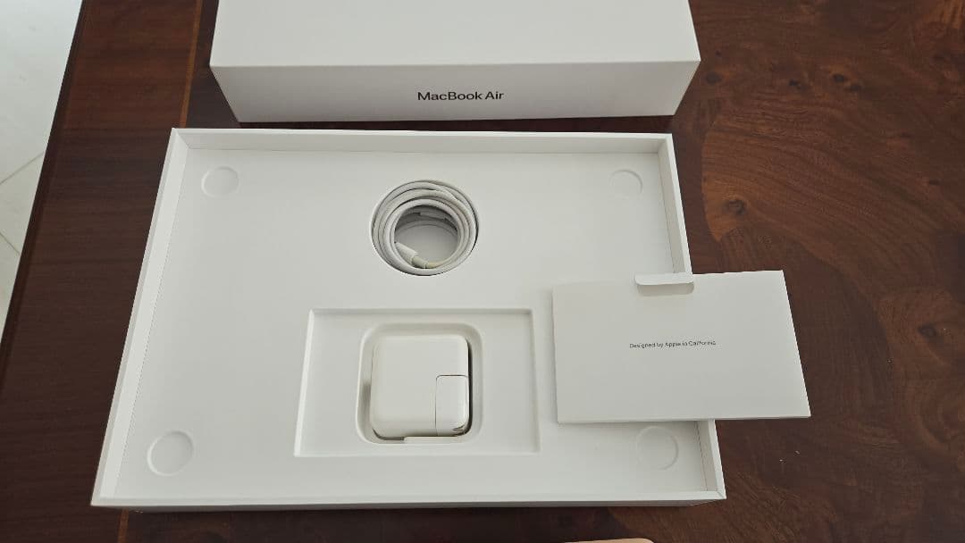 MacbookAir13（M1,2020後期,1TB SSD,16Gメモリ）