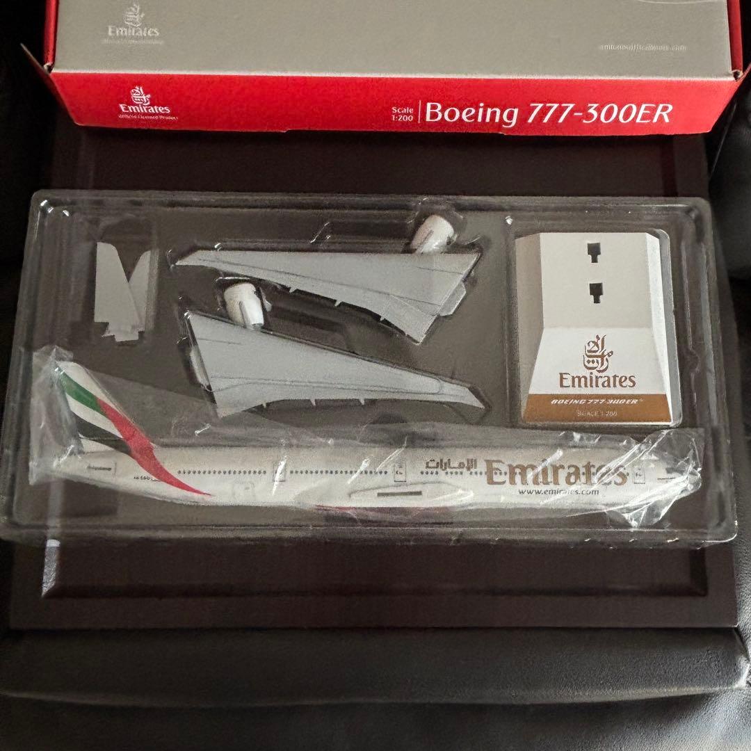 エミレーツ航空 Boeing 777-300ER 1/200