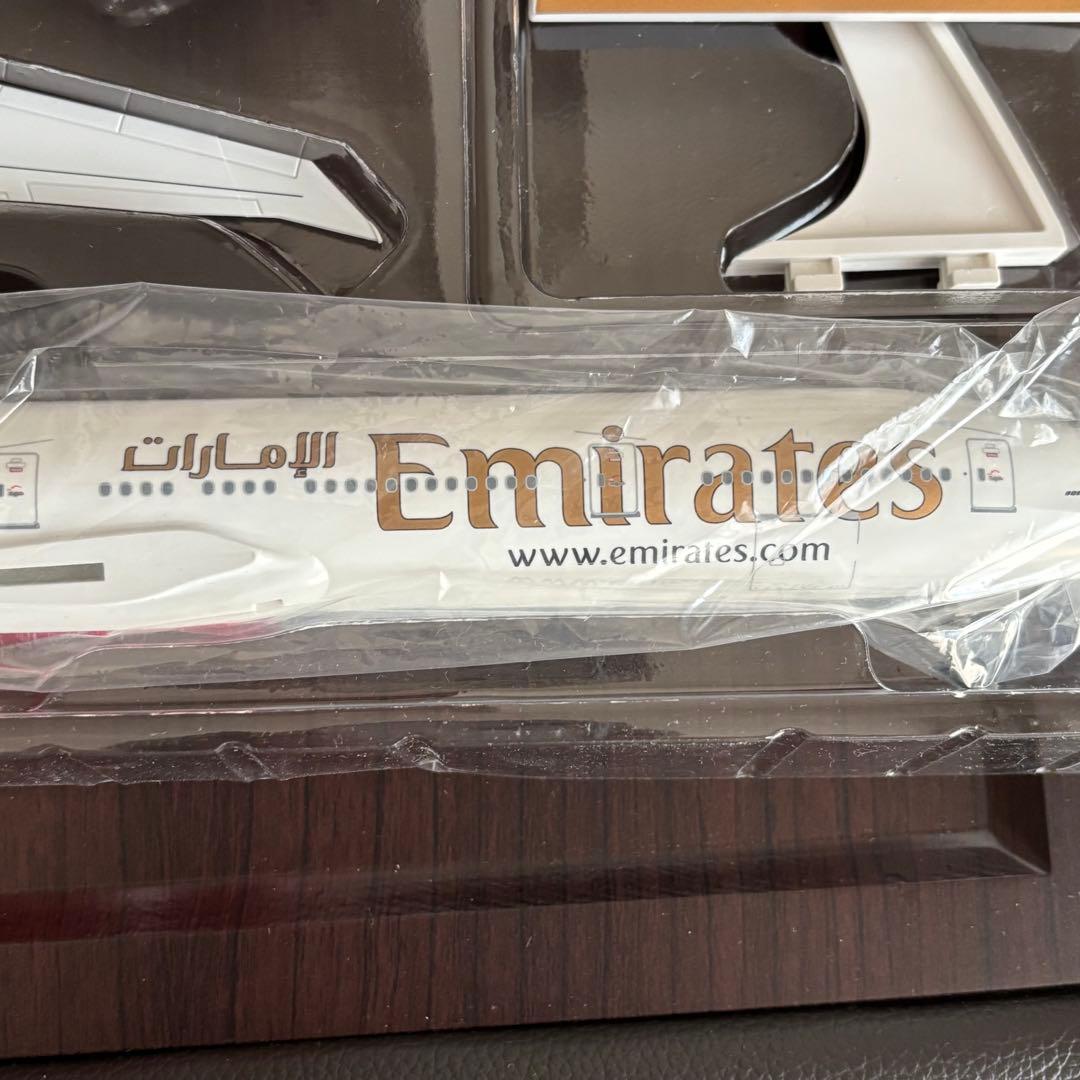 エミレーツ航空 Boeing 777-300ER 1/200