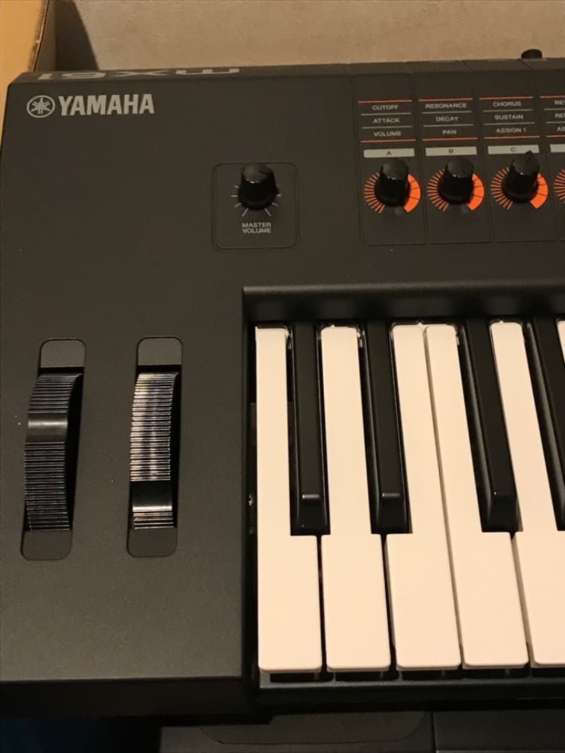 YAMAHA MX61 アナログシンセサイザー 61鍵
